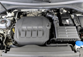 Подержанный автомобиль Volkswagen Tiguan 2021 года (9 фото)