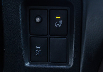 Подержанный автомобиль Toyota Land Cruiser Prado 2013 года (23 фото)