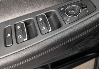 Подержанный автомобиль Hyundai Santa Fe 2021 года (25 фото)