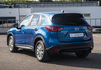 Подержанный автомобиль Mazda CX-5 2012 года (7 фото)