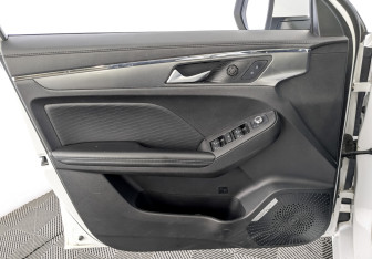 Подержанный автомобиль Haval Jolion 2022 года (19 фото)