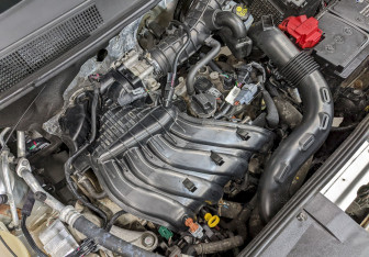 Подержанный автомобиль Renault Logan Sedan 2019 года (9 фото)