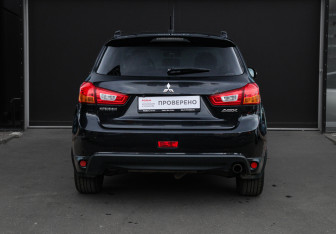 Подержанный автомобиль Mitsubishi ASX 2014 года (5 фото)