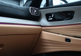 Подержанный автомобиль Jaecoo J8 2024 года (25 фото)