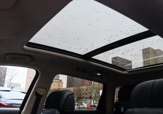 Подержанный автомобиль AITO M7 2023 года (23 фото)