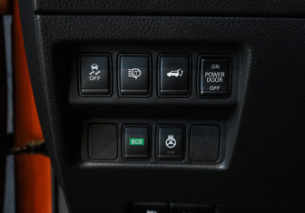 Подержанный автомобиль Nissan X-Trail 2018 года (22 фото)