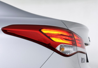 Подержанный автомобиль Hyundai i40 Sedan 2016 года (21 фото)