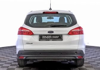 Подержанный автомобиль Ford Focus Wagon 2019 года (6 фото)