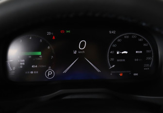 Новый Toyota RAV4 2025 (11 фото)