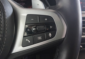 Подержанный автомобиль BMW X5 2020 года (17 фото)