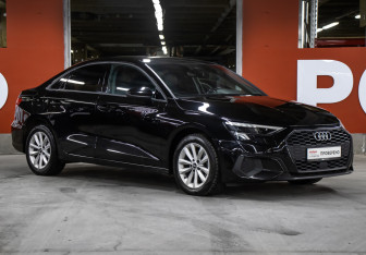 Подержанный автомобиль Audi A3 Sedan 2021 года (3 фото)