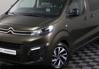 Подержанный автомобиль Citroen SpaceTourer 2018 года (27 фото)