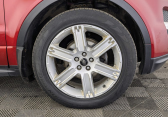 Подержанный автомобиль Land Rover Range Rover Evoque 2012 года (12 фото)