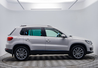 Подержанный автомобиль Volkswagen Tiguan 2013 года (4 фото)