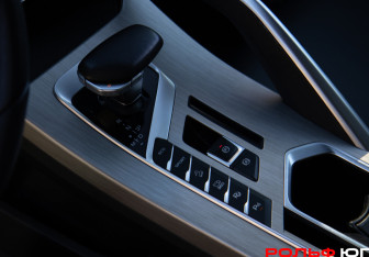 Подержанный автомобиль Geely Coolray 2023 года (19 фото)