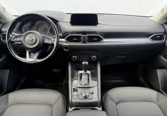 Подержанный автомобиль Mazda CX-5 2018 года (12 фото)