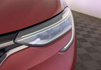 Подержанный автомобиль Renault Arkana 2019 года (11 фото)