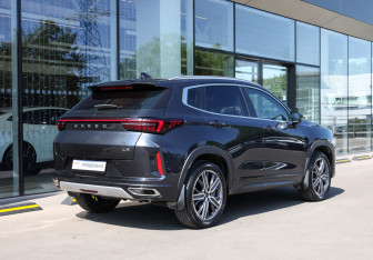 Подержанный автомобиль Exeed LX 2023 года (5 фото)