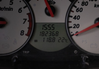 Подержанный автомобиль Nissan Micra Hatchback 2008 года (12 фото)
