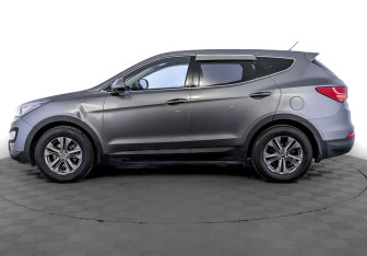 Подержанный автомобиль Hyundai Santa Fe 2014 года (8 фото)