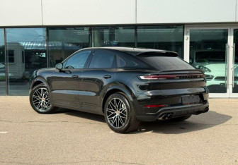 Новый Porsche Cayenne 2026 (2 фото)