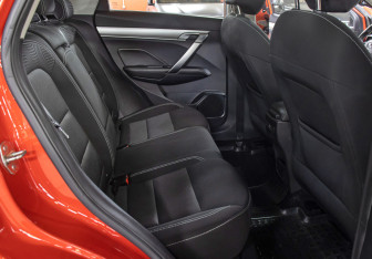 Подержанный автомобиль Geely Coolray 2020 года (12 фото)