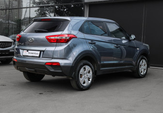 Подержанный автомобиль Hyundai Creta 2018 года (4 фото)