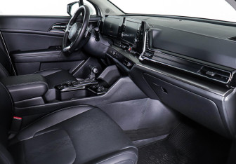 Подержанный автомобиль Kia Sportage 2022 года (11 фото)