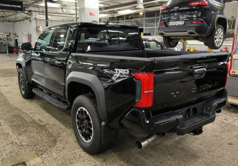 Новый Toyota Tacoma 2025 (3 фото)