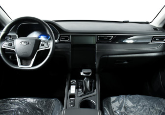 Подержанный автомобиль JAC J7 2022 года (10 фото)