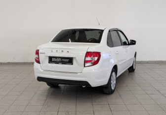 Подержанный автомобиль LADA (ВАЗ) Granta Sedan 2022 года (5 фото)