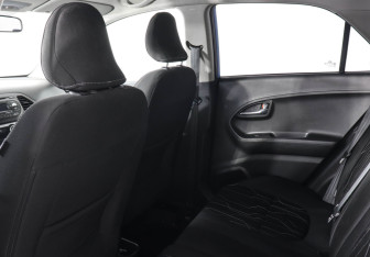 Подержанный автомобиль Kia Picanto 2011 года (12 фото)
