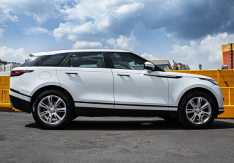 Подержанный автомобиль Land Rover Range Rover Velar 2017 года (8 фото)