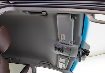 Подержанный автомобиль Toyota Land Cruiser Prado 2019 года (23 фото)