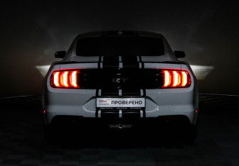 Подержанный автомобиль Ford Mustang Coupe 2020 года (20 фото)