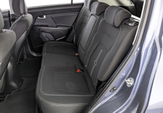 Подержанный автомобиль Kia Sportage 2015 года (18 фото)