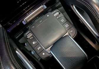 Подержанный автомобиль Mercedes-Benz GLE 2022 года (26 фото)