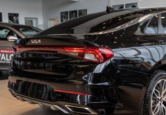 Новый Kia K5 2025 (8 фото)