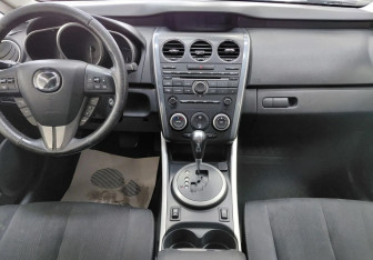 Подержанный автомобиль Mazda CX-7 2011 года (10 фото)