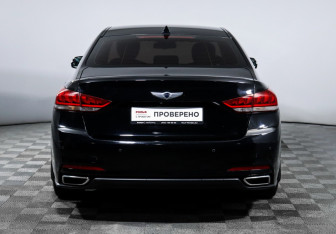 Подержанный автомобиль Hyundai Genesis 2016 года (6 фото)