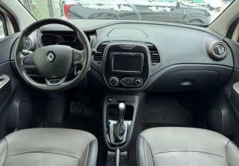 Подержанный автомобиль Renault Kaptur 2019 года (9 фото)