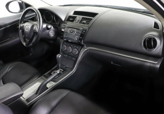 Подержанный автомобиль Mazda 6 Sedan 2012 года (5 фото)