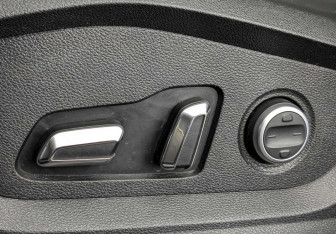 Подержанный автомобиль Exeed LX 2022 года (24 фото)