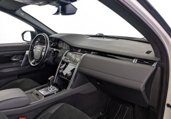 Подержанный автомобиль Land Rover Discovery Sport 2020 года (13 фото)