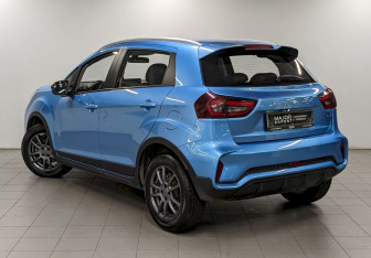 Подержанный автомобиль LIVAN X3Pro 2023 года (7 фото)
