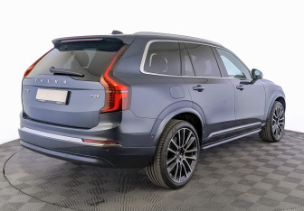 Новый Volvo XC90 2025 (2 фото)