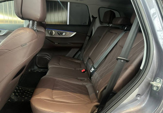 Подержанный автомобиль Chery Tiggo 8 Pro Max 2024 года (10 фото)