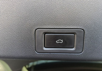 Подержанный автомобиль Jaecoo J7 2023 года (11 фото)