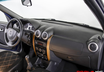 Подержанный автомобиль LADA (ВАЗ) Largus Wagon 2018 года (9 фото)