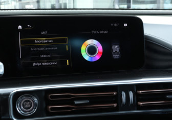Подержанный автомобиль Mercedes-Benz EQC 2020 года (18 фото)